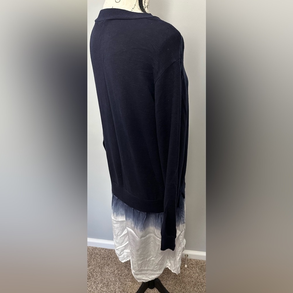 🌟 Clu Women’s Crew Neck Hem Pullover – Navy Blue, and White🌟 - Picture 5 of 12